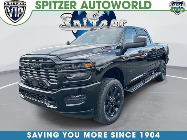 Diamond Black Crystal Pearlcoat 2026 RAM 3500 Big Horn Crew Cab 4WD Pickup Truck Four-Wheel Drive 8-Speed Automatic