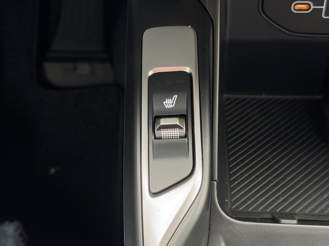 2025 Kia Sorento S - 6