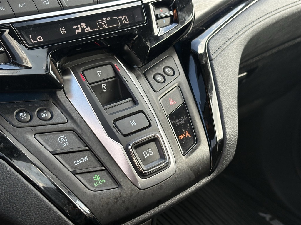 2025 Honda Odyssey Elite  at Community Honda