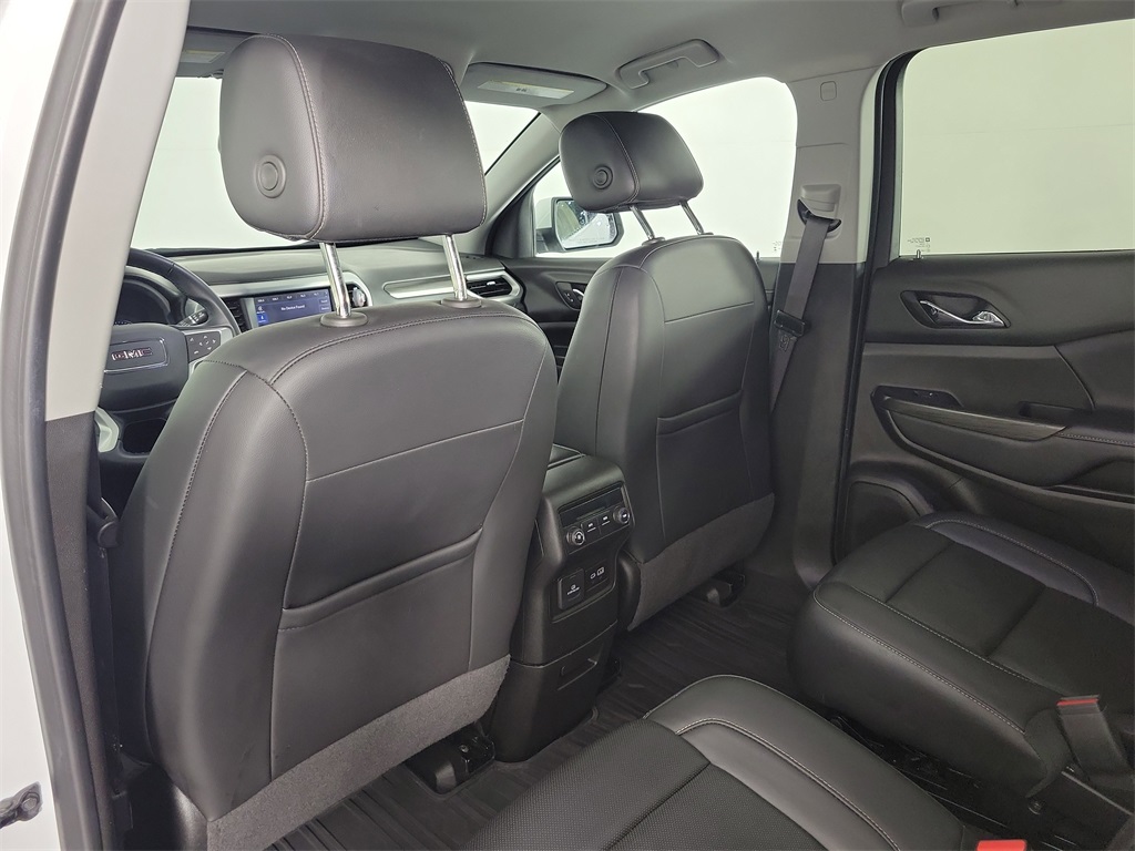 2023 GMC Acadia SLT - 10
