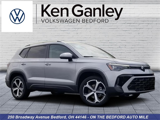 2025 Volkswagen Taos SEL 4Motion