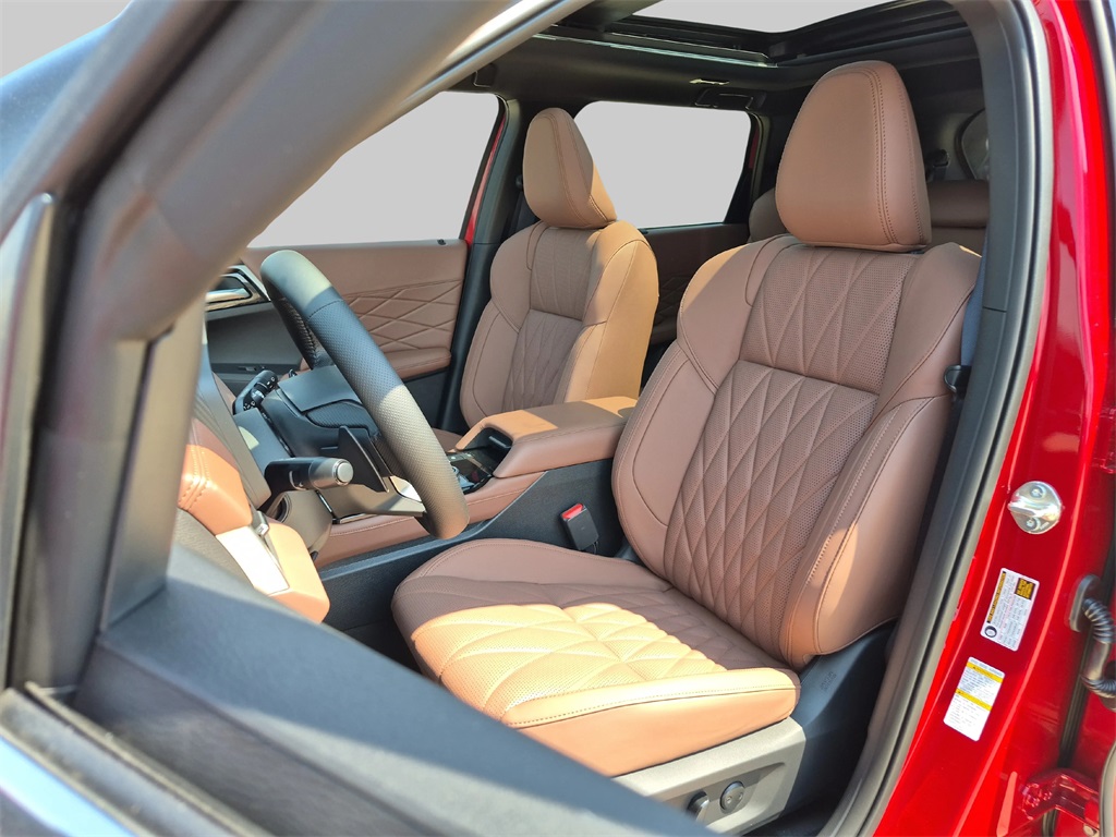 2025 Mitsubishi Outlander SEL - 9