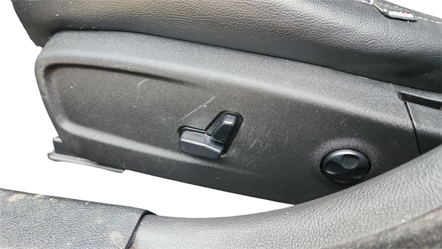 2018 Dodge Charger - Image 22