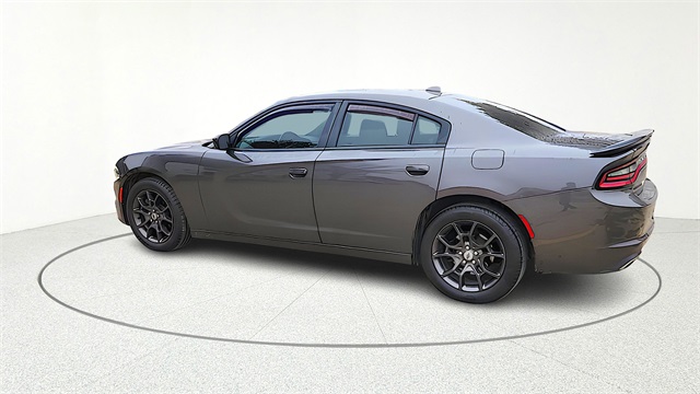 2018 Dodge Charger - Image 5