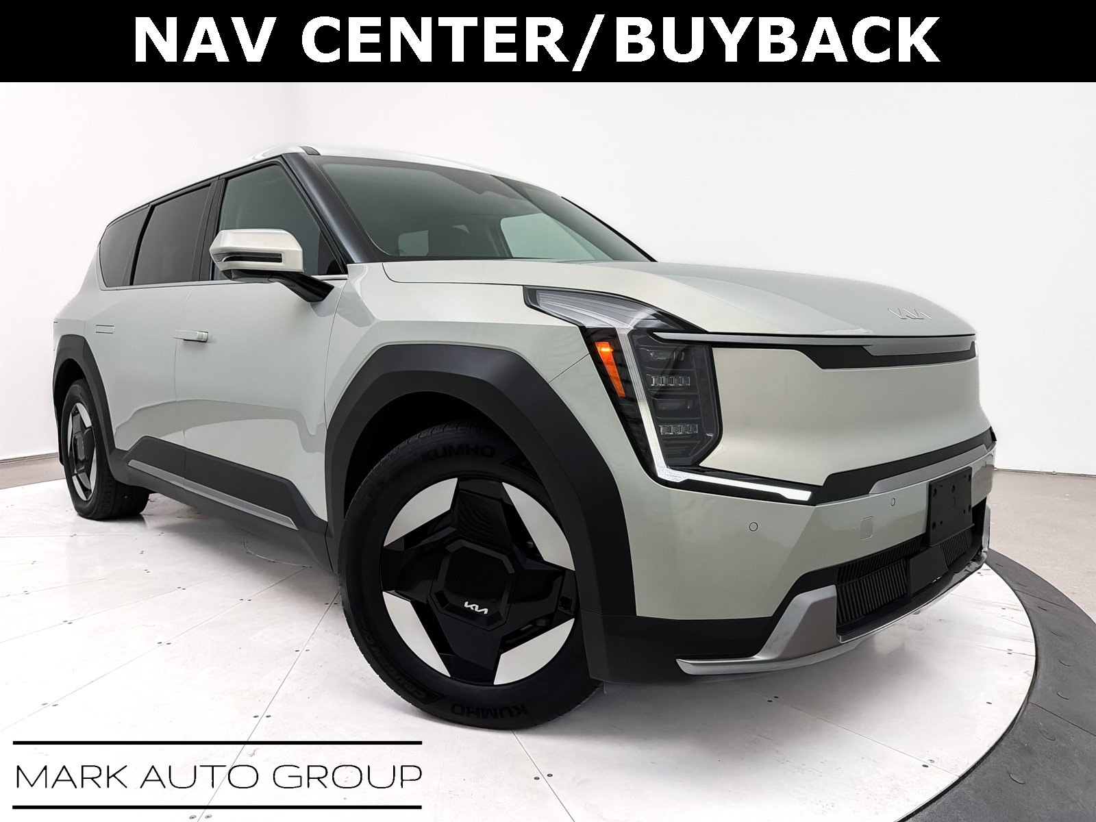 2024 Kia EV9 Light Long Range