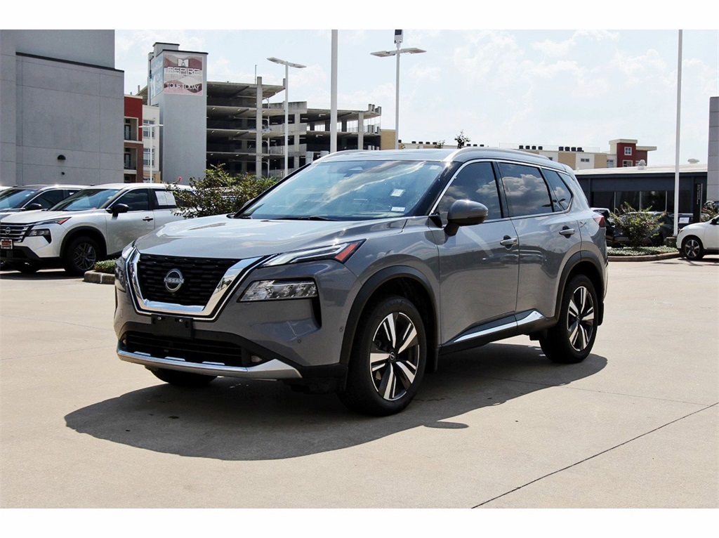 2022 Nissan Rogue Platinum Gray at DeMontrond Auto Country