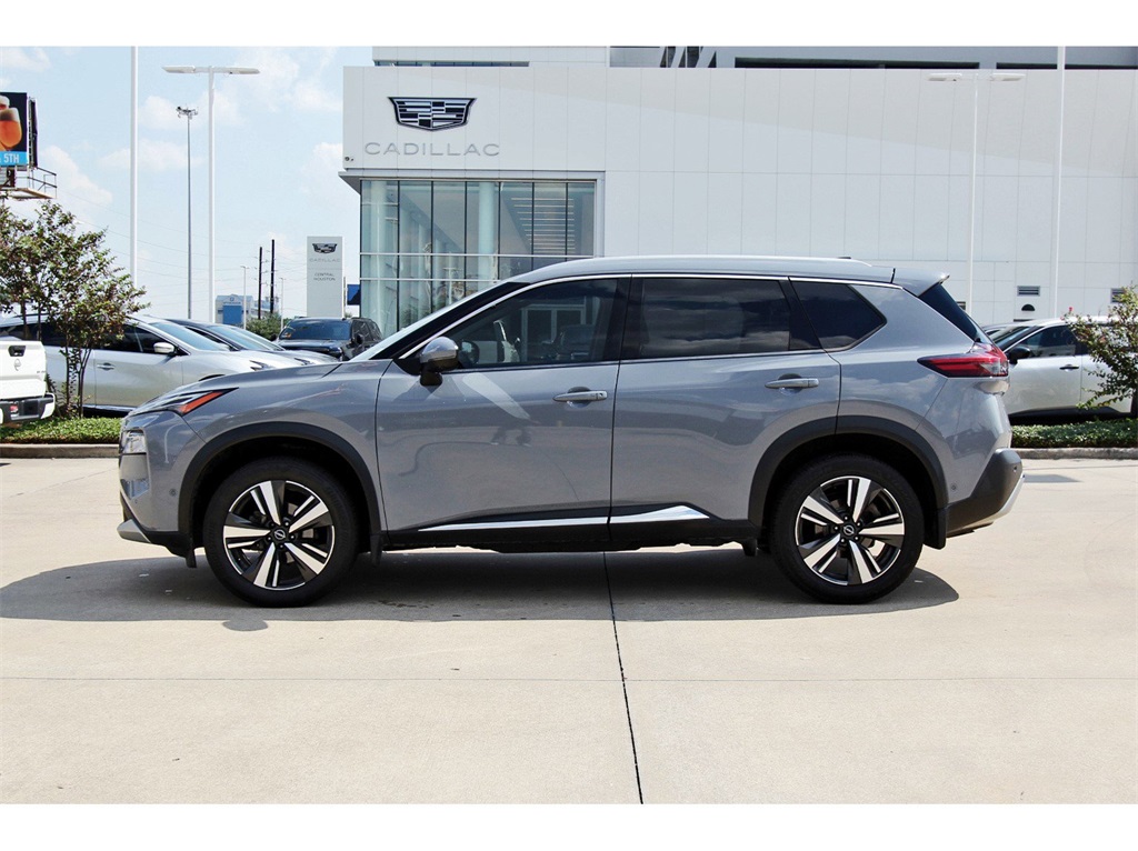 2022 Nissan Rogue Platinum Gray at DeMontrond Auto Country