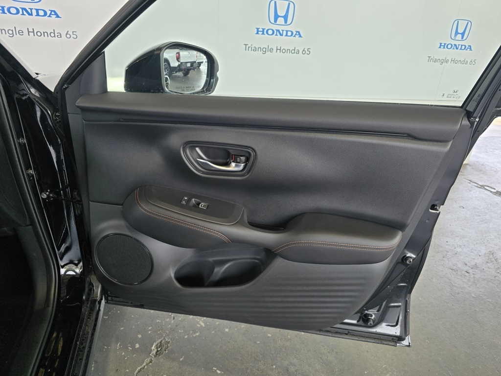 Thumbnail: 2025 Honda HR-V - 21