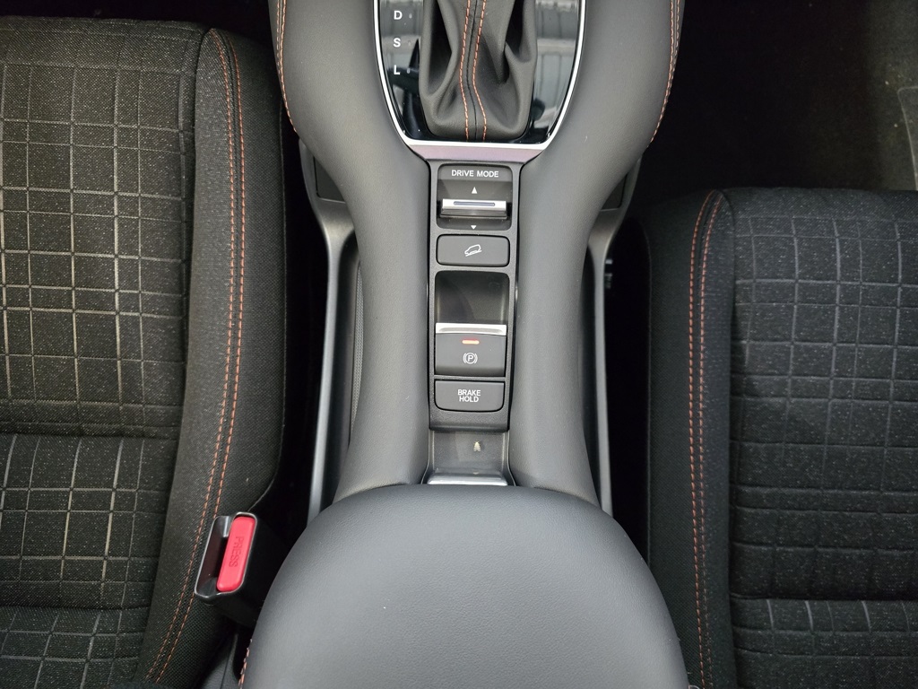 Thumbnail: 2025 Honda HR-V - 30