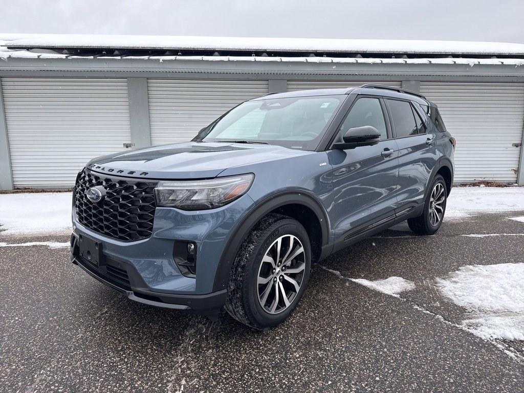 2025 Ford Explorer ST-Line AWD