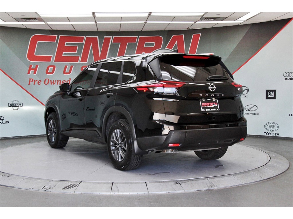 2025 Nissan Rogue S - 3