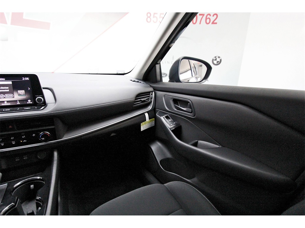 2025 Nissan Rogue S - 7