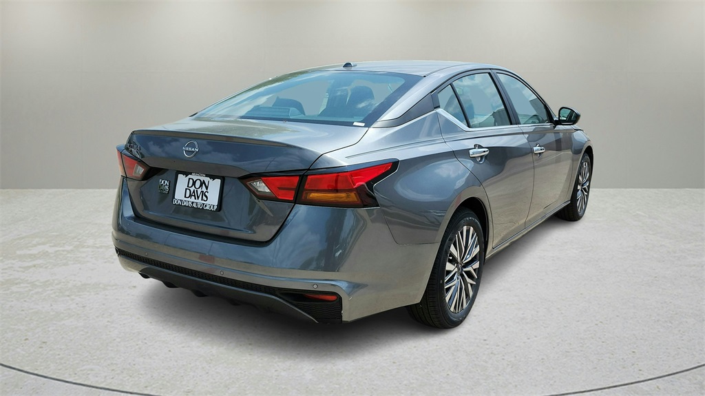 2025 Nissan Altima
