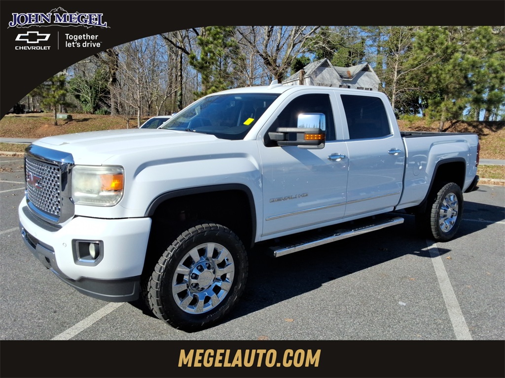 2015 GMC Sierra 3500HD Denali Crew Cab LB DRW 4WD