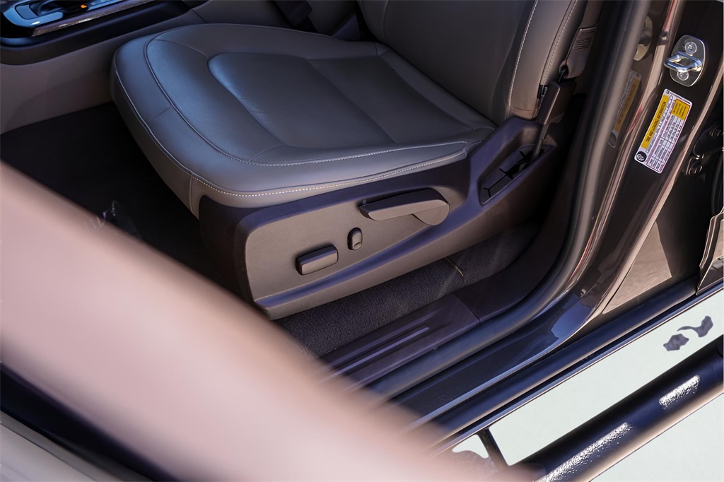 Used Car 2020 Gmc Canyon  Slt For Sale Under $30,000 In Austin, Texas