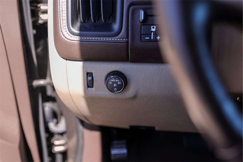 Used Car 2020 Gmc Canyon  Slt For Sale Under $30,000 In Austin, Texas