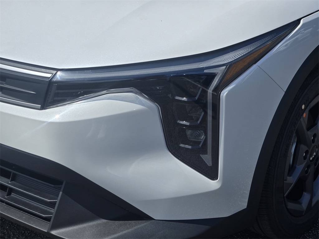 2025 Kia K4 LXS White at Shottenkirk Kia Fort Bend