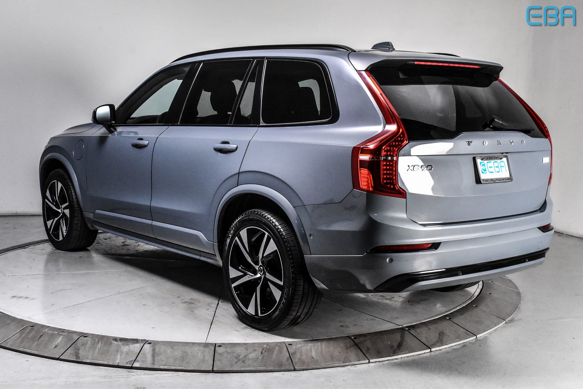 2023 Volvo XC90 Recharge T8 Plus photo 4