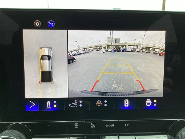 Used Car 2024 Chevrolet Colorado  Trail Boss For Sale Under $35,000 In San Antonio, Texas