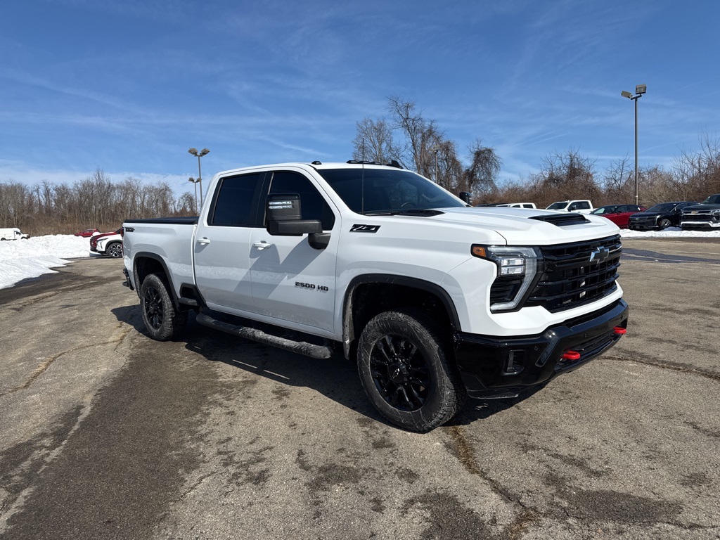 2025 Chevrolet Silverado 2500HD LT Crew Cab 4WD