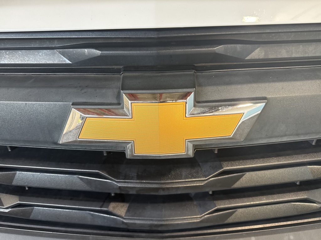 Thumbnail: 2023 Chevrolet Colorado - 13