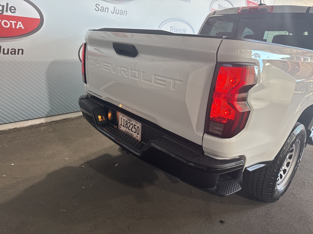 Thumbnail: 2023 Chevrolet Colorado - 16