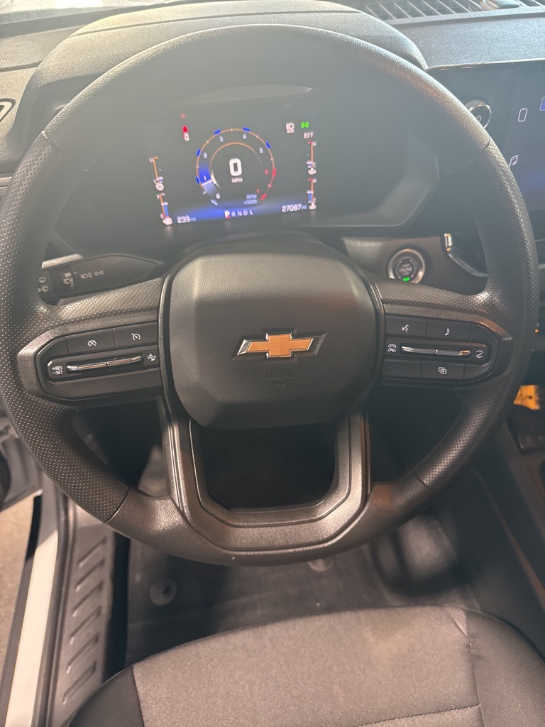 Thumbnail: 2023 Chevrolet Colorado - 30