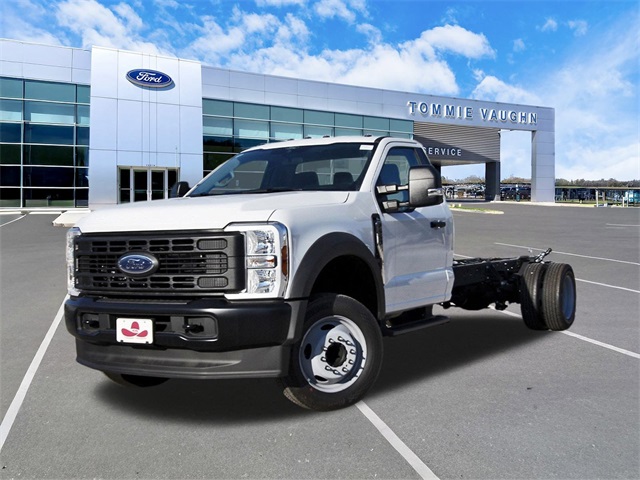 2026 Ford F-550 Super Duty Chassis Cab