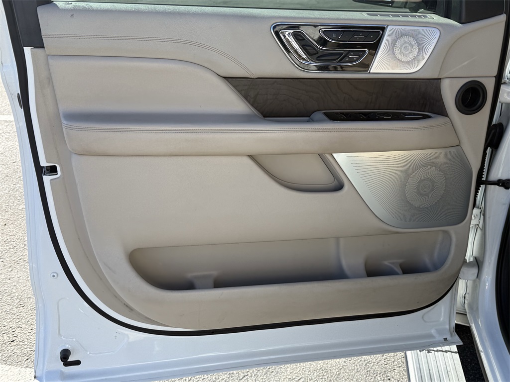 2020 Lincoln Navigator Reserve White at Bayway Cadillac of The Woodlands