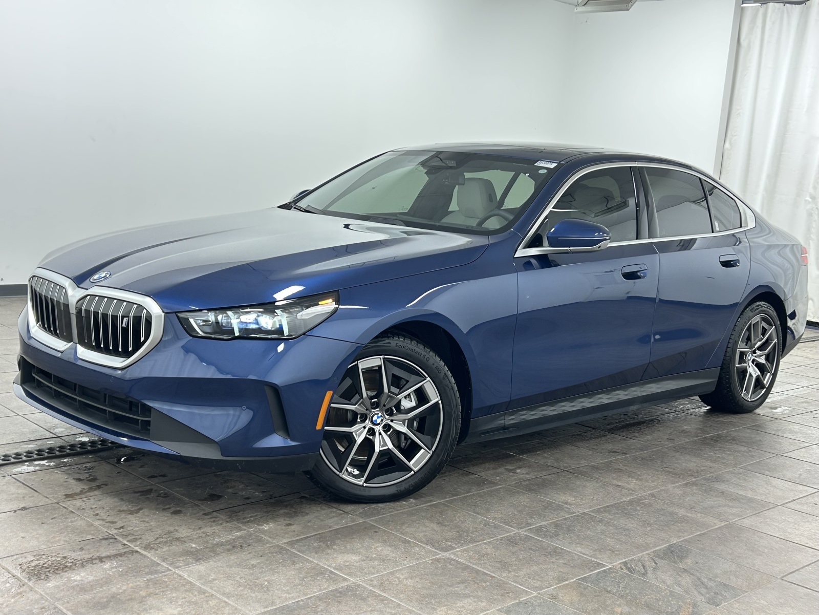 2026 BMW i5 xDrive40