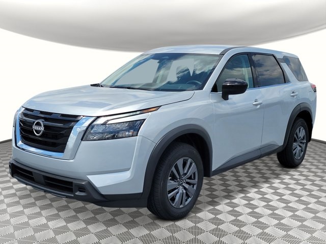 2025 Nissan Pathfinder S