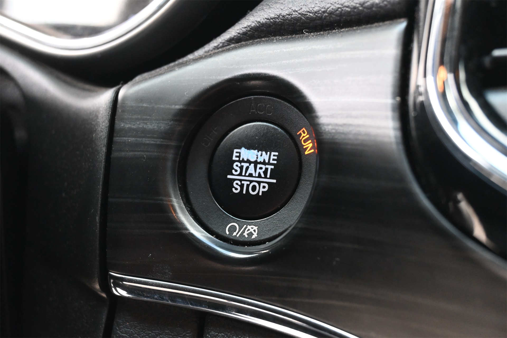 2020 Jeep Grand Cherokee Limited Red at Texan Dodge Chrysler Jeep Ram