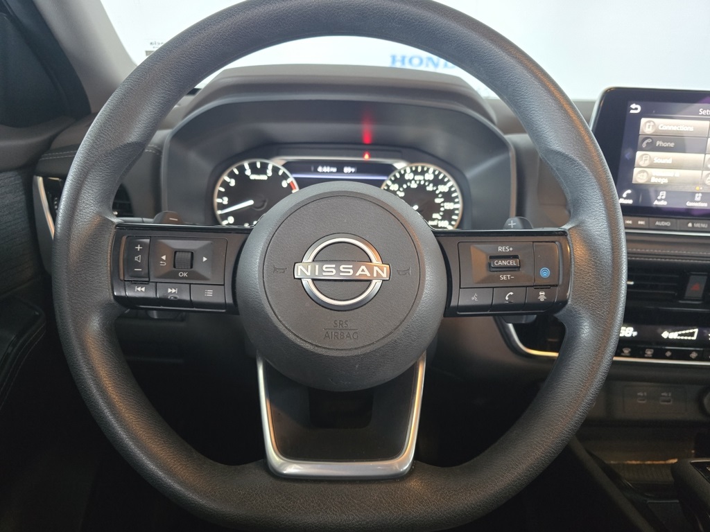 Thumbnail: 2022 Nissan Rogue - 17