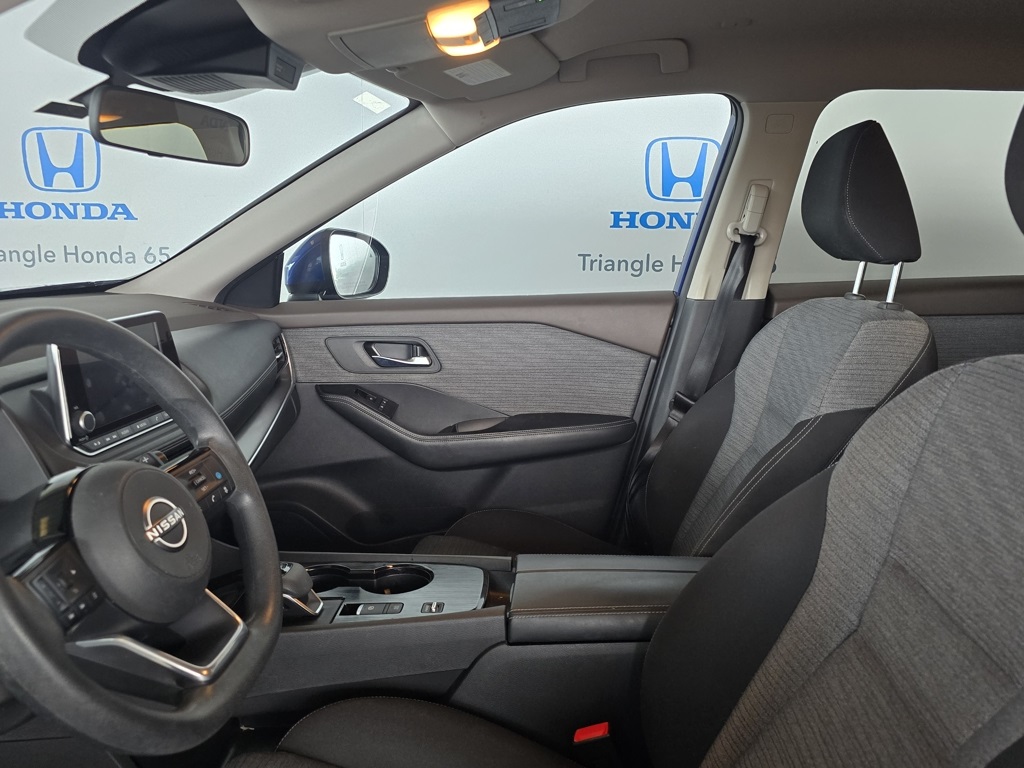 Thumbnail: 2022 Nissan Rogue - 6