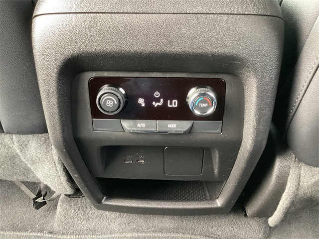 Used Car 2025 Chevrolet Traverse  Lt For Sale Under $35,000 In San Antonio, Texas