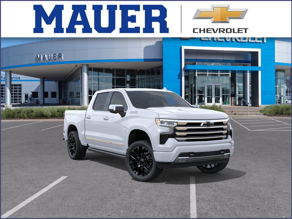 2026 Chevrolet Silverado 1500 High Country Crew Cab 4WD