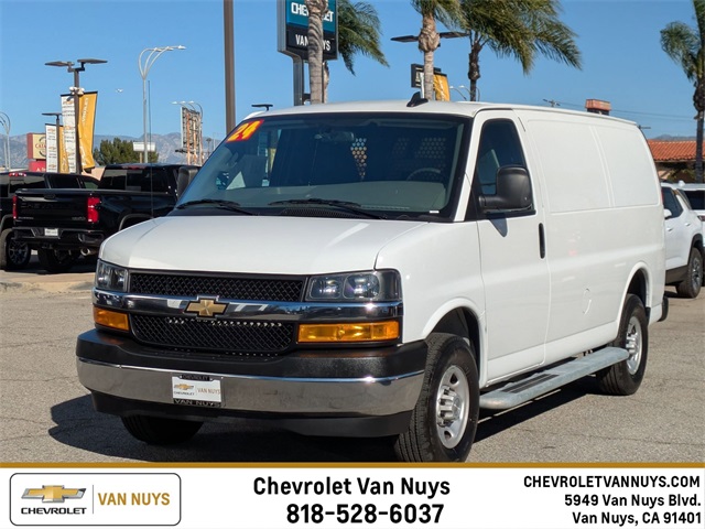 2024 Chevrolet Express Cargo 2500 RWD