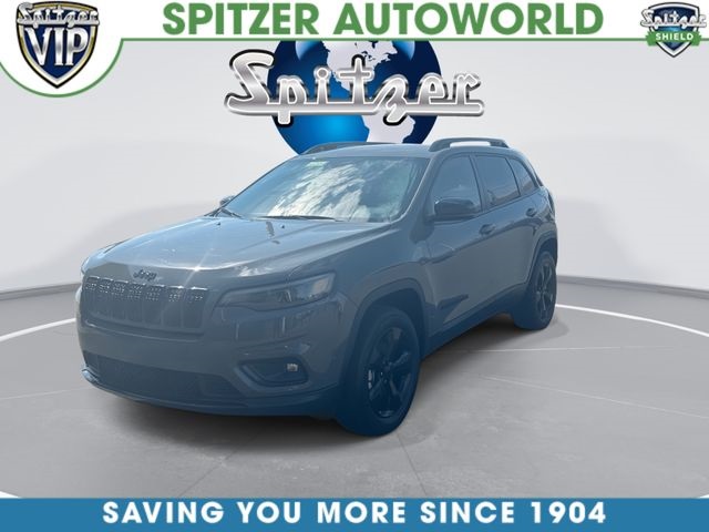View vehicle photo 4