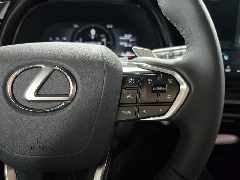 Thumbnail: 2026 Lexus RX - 17