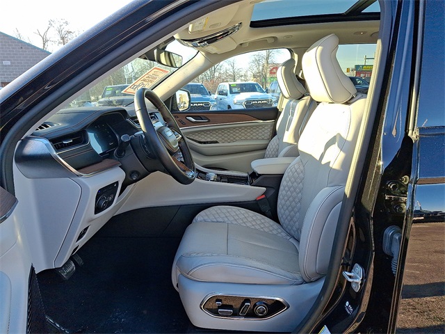 Used 2022 Jeep Grand Cherokee For Sale in East Hanover, NJ