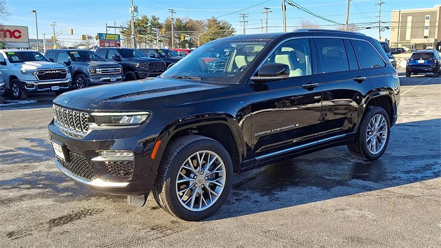 Used 2022 Jeep Grand Cherokee For Sale in East Hanover, NJ