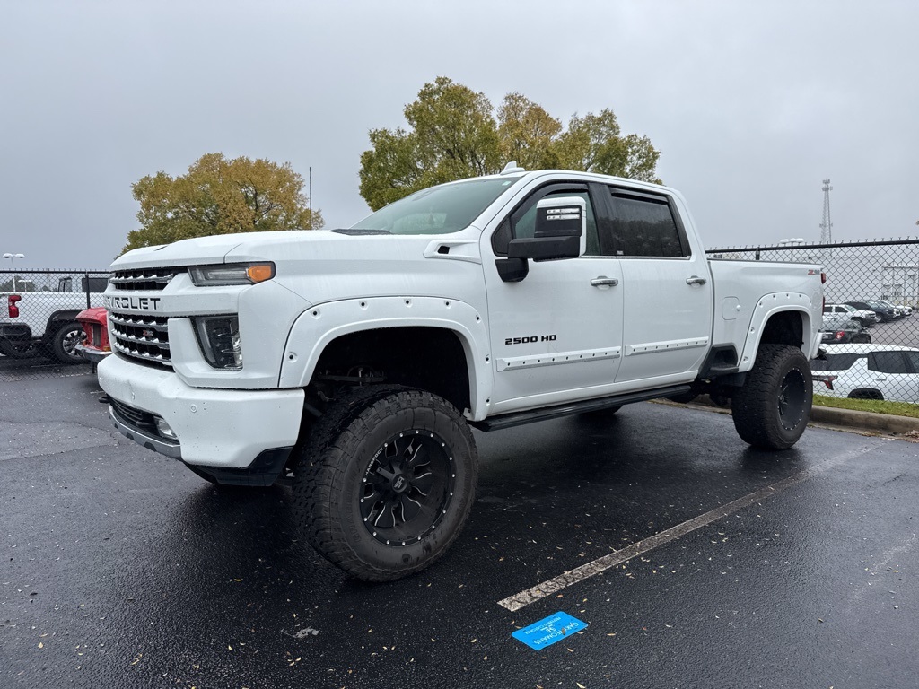 2020 Chevrolet Silverado 2500HD LTZ photo 3