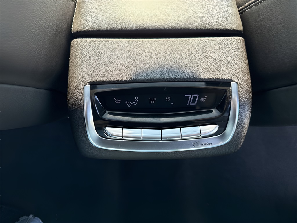 2023 Cadillac XT6