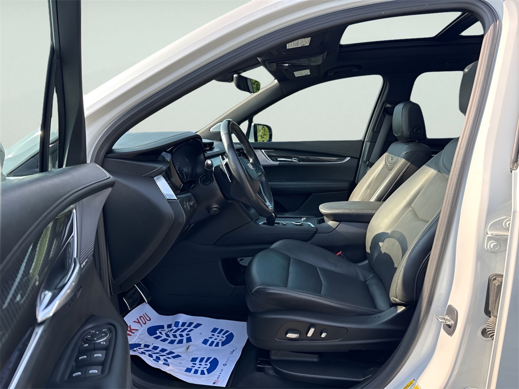 2023 Cadillac XT6