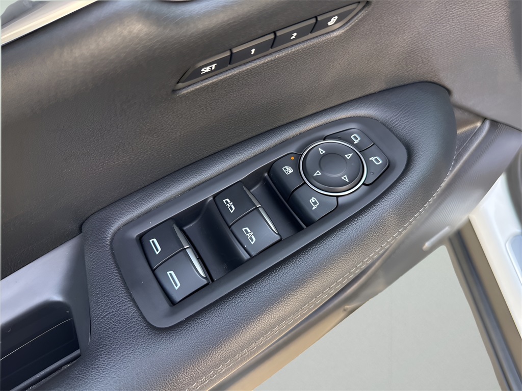 2023 Cadillac XT6