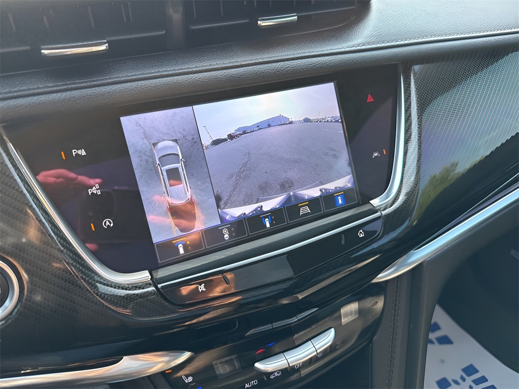 2023 Cadillac XT6