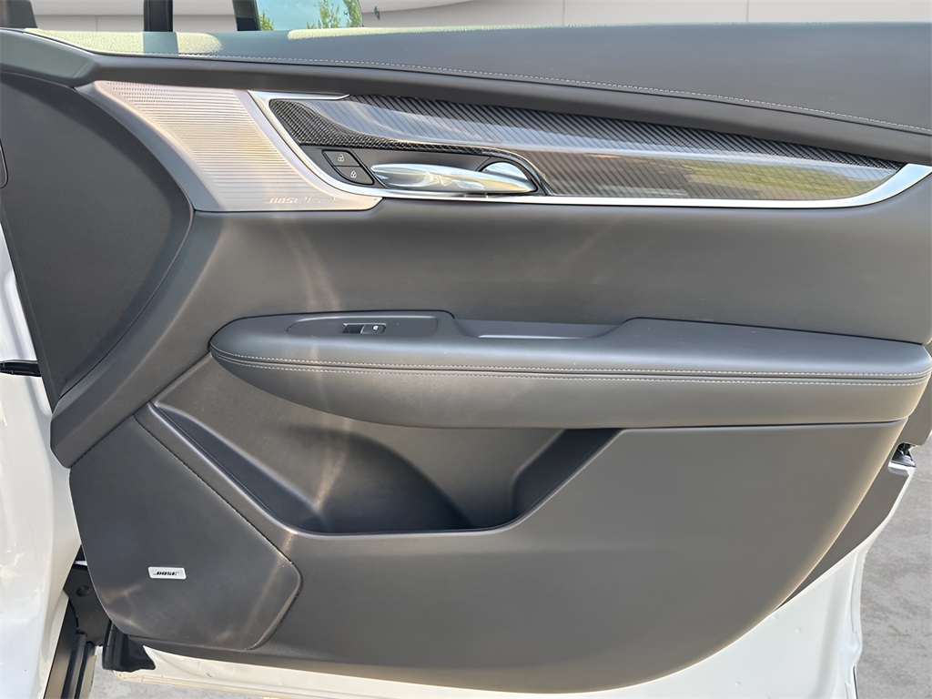 2023 Cadillac XT6