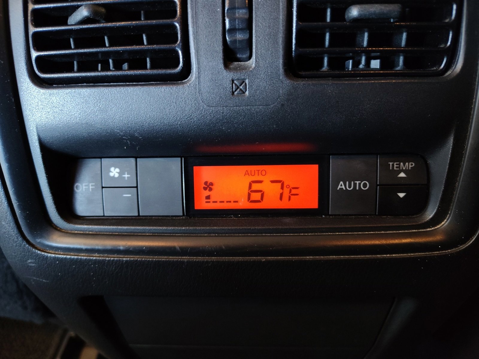 Used Car 2015 Nissan Pathfinder  Sv For Sale Under $10,000 In San Antonio, Texas