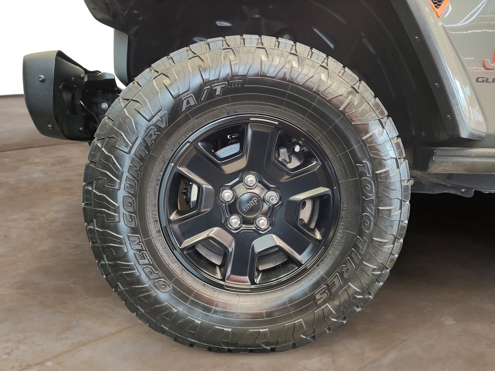 Used Car 2020 Jeep Gladiator  Mojave For Sale Under $30,000 In San Antonio, Texas