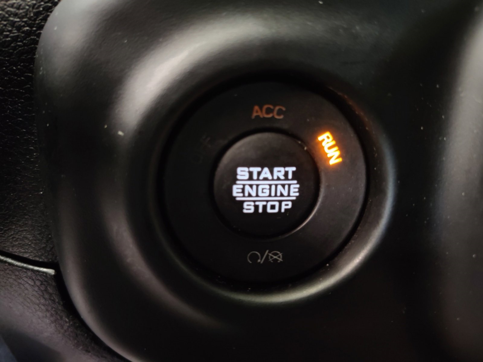 Used Car 2020 Jeep Gladiator  Mojave For Sale Under $30,000 In San Antonio, Texas